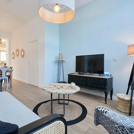 Locations - Le Renaix 图尔昆